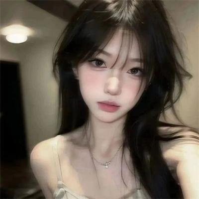 君是慕容卿似花